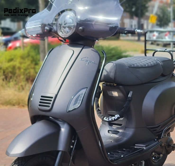 SUPER DEAL! Capri V4S Fully Loaded – Mat Metallic Zwart scooter