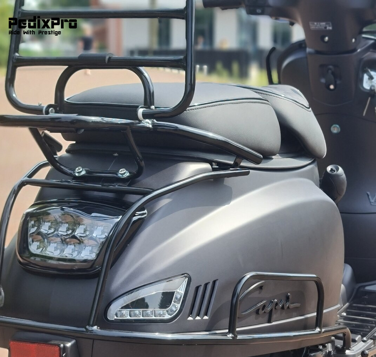 SUPER DEAL! Capri V4S Fully Loaded – Mat Metallic Zwart scooter