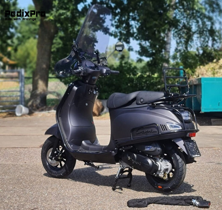 SUPER DEAL! Capri V4S Premium – Mat Metallic Zwart scooter