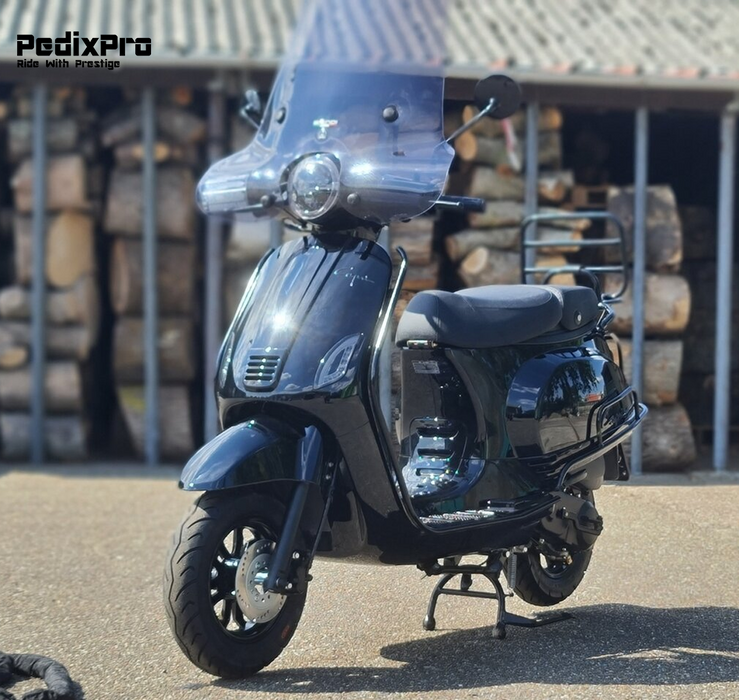SUPER DEAL! Capri V4S Premium – Glans Zwart scooter