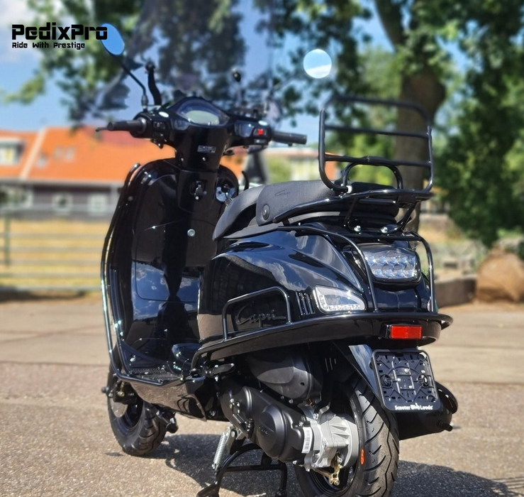 SUPER DEAL! Capri V4S Premium – Glans Zwart scooter