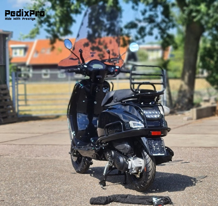 SUPER DEAL! Capri V4S Premium – Glans Zwart scooter