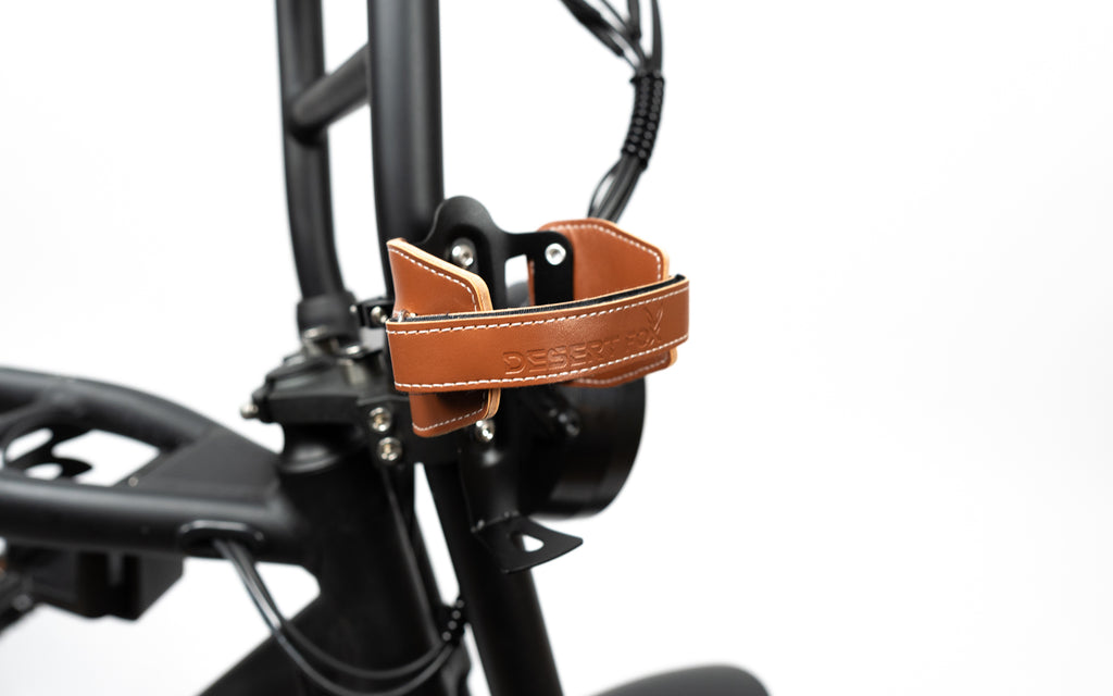 Bekerhouder leer bruin (afstelbaar) – Desert Fox