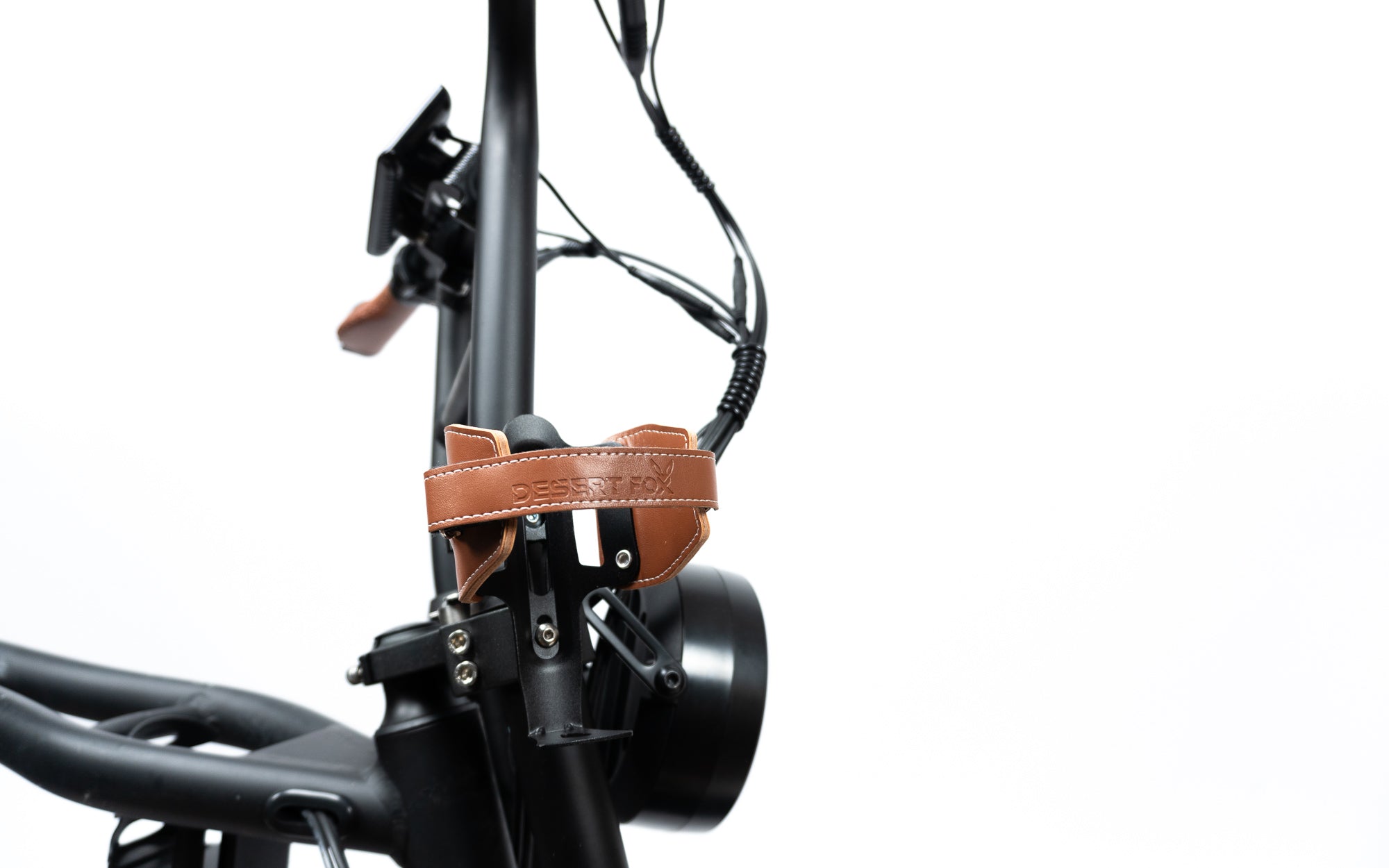 Bekerhouder leer bruin (afstelbaar) – Desert Fox