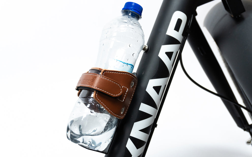 Bekerhouder leer bruin (afstelbaar) – Desert Fox