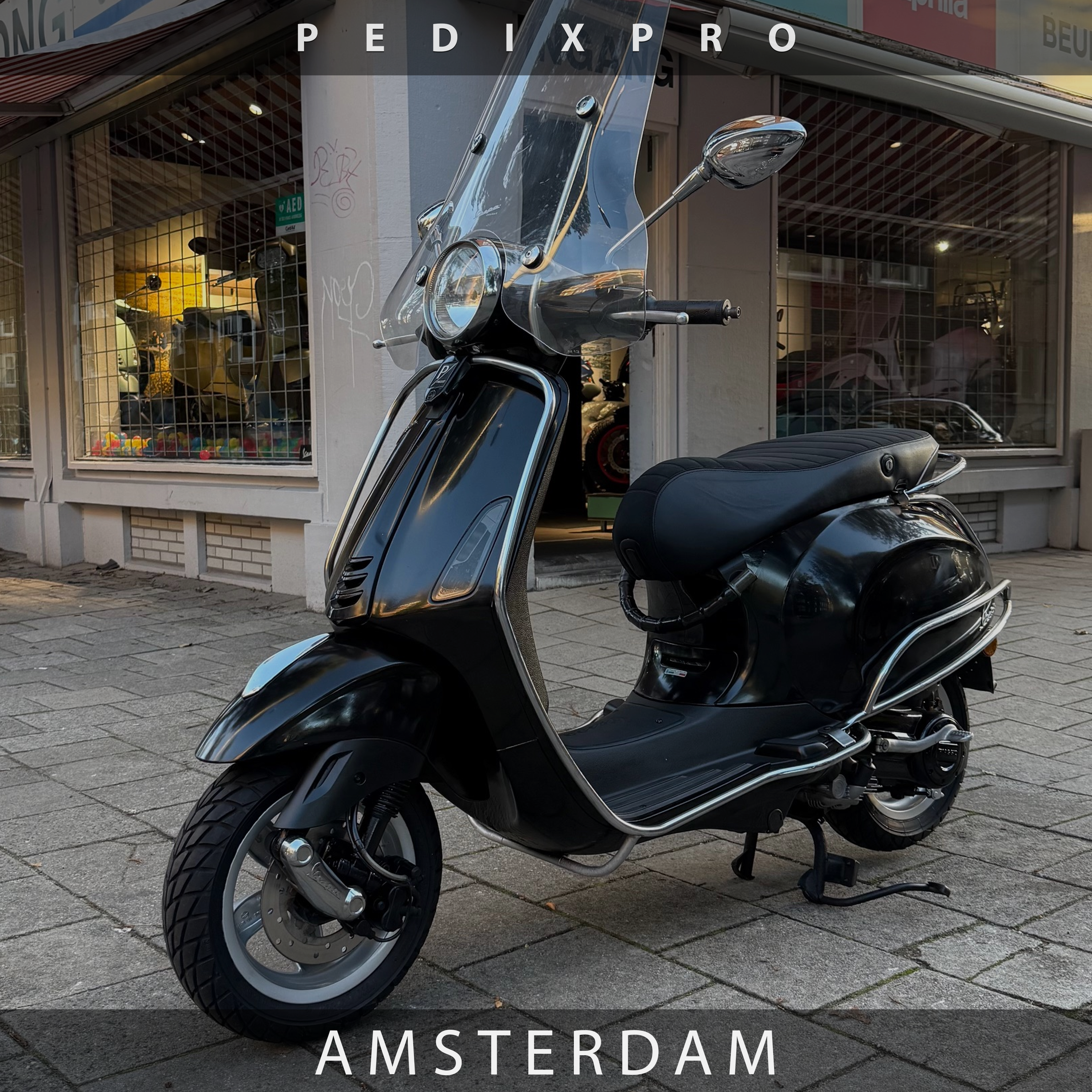 Vespa Primavera 50 zwart (2014) | 12.002 km | BOVAG