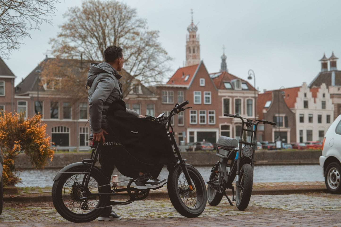 Stricto Bakfiets beenkleed - Zwart